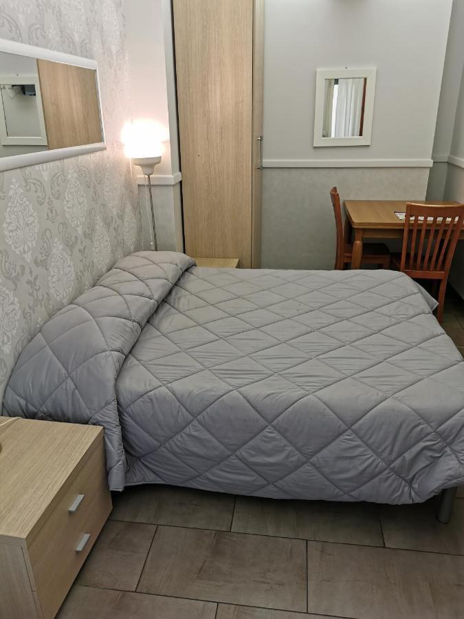Bed And Breakfast Piramide Roma Ngoại thất bức ảnh